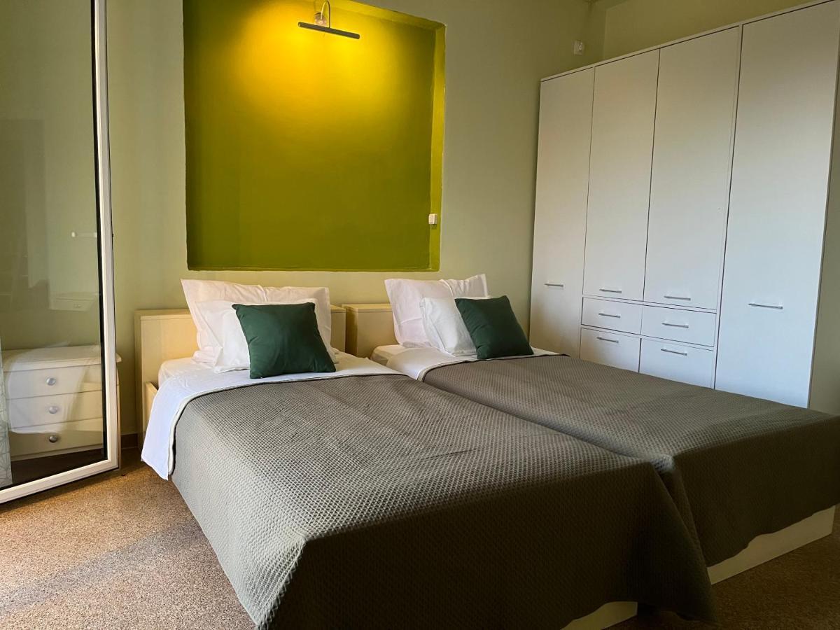 Athens Riviera: 2 Bed / 3' Walk From The Beach Ajía Marína Kültér fotó