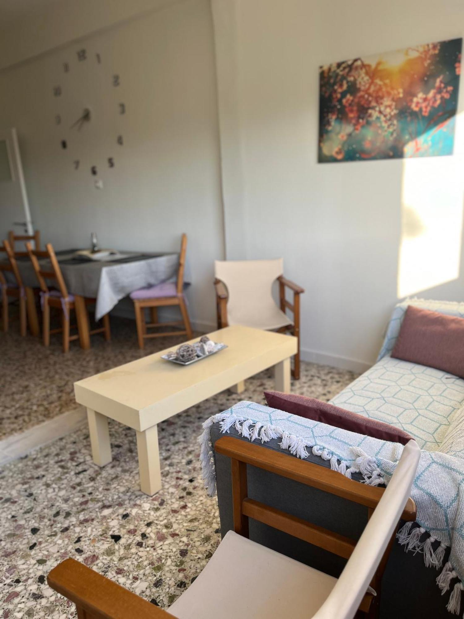 Athens Riviera: 2 Bed / 3' Walk From The Beach Ajía Marína Kültér fotó